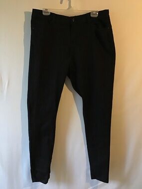 Wax Jean Black Straight-Leg Women's Pants